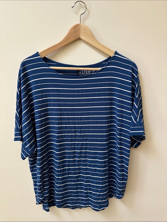 Leave Nothing but Footprints Tops - 2/$20 Women's Navy Stripped Tee